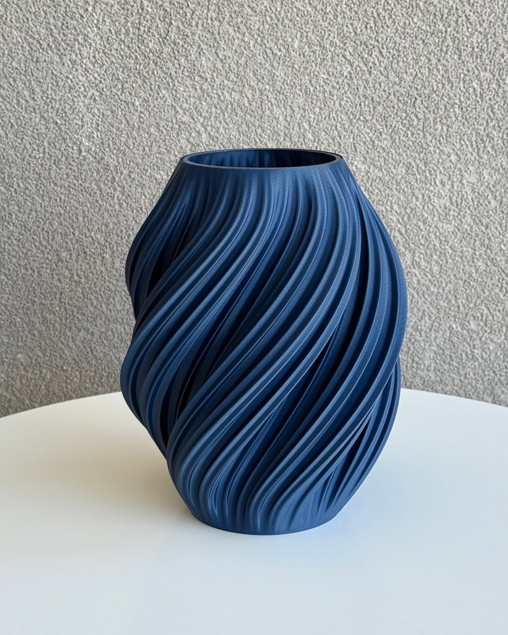 Swirl vase