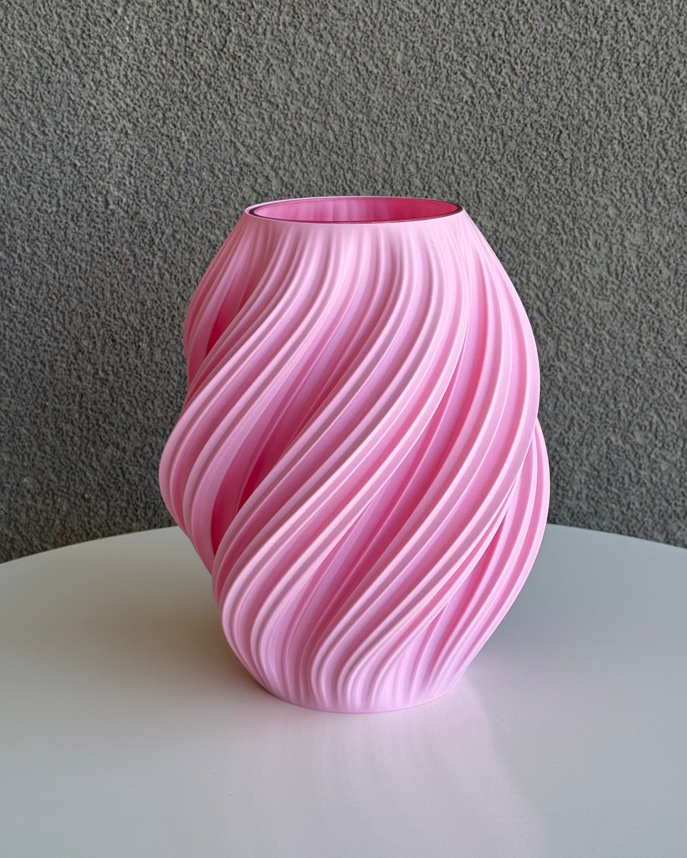 Swirl vase