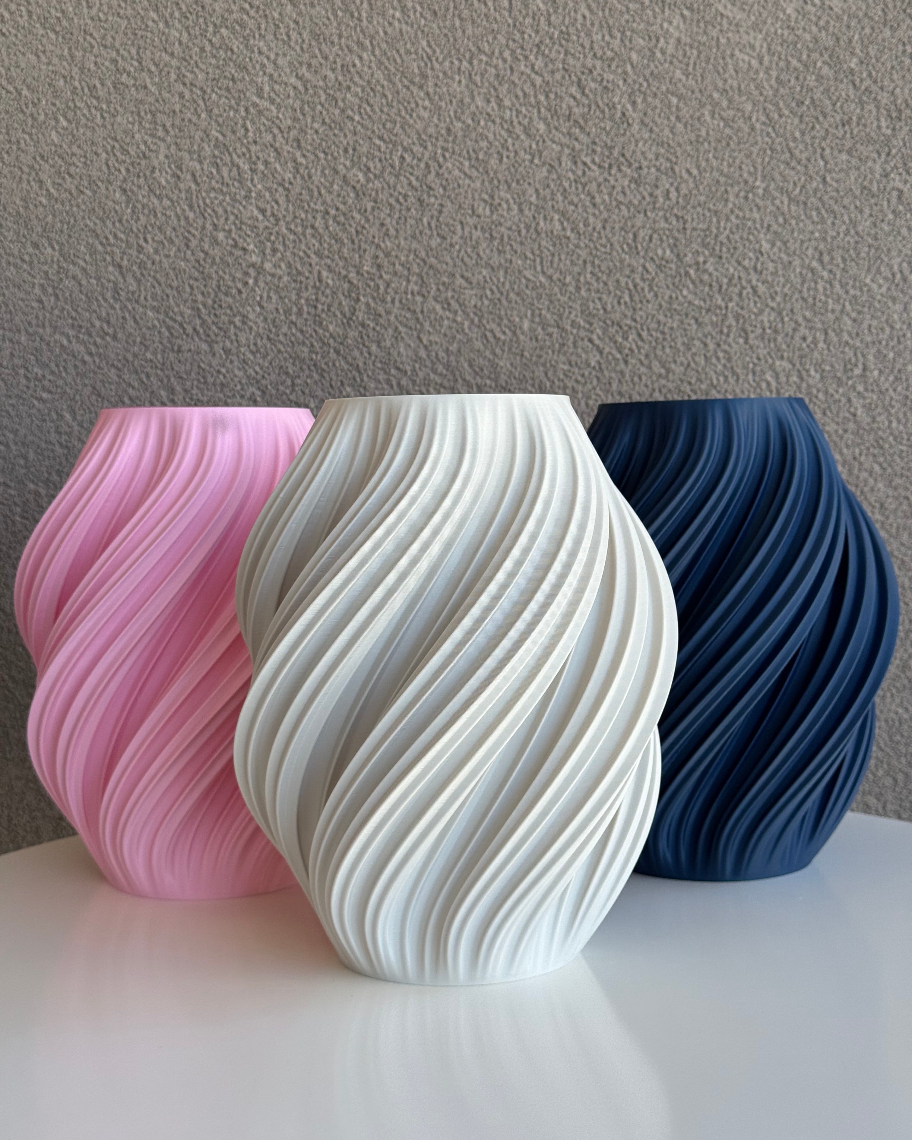 Swirl vase