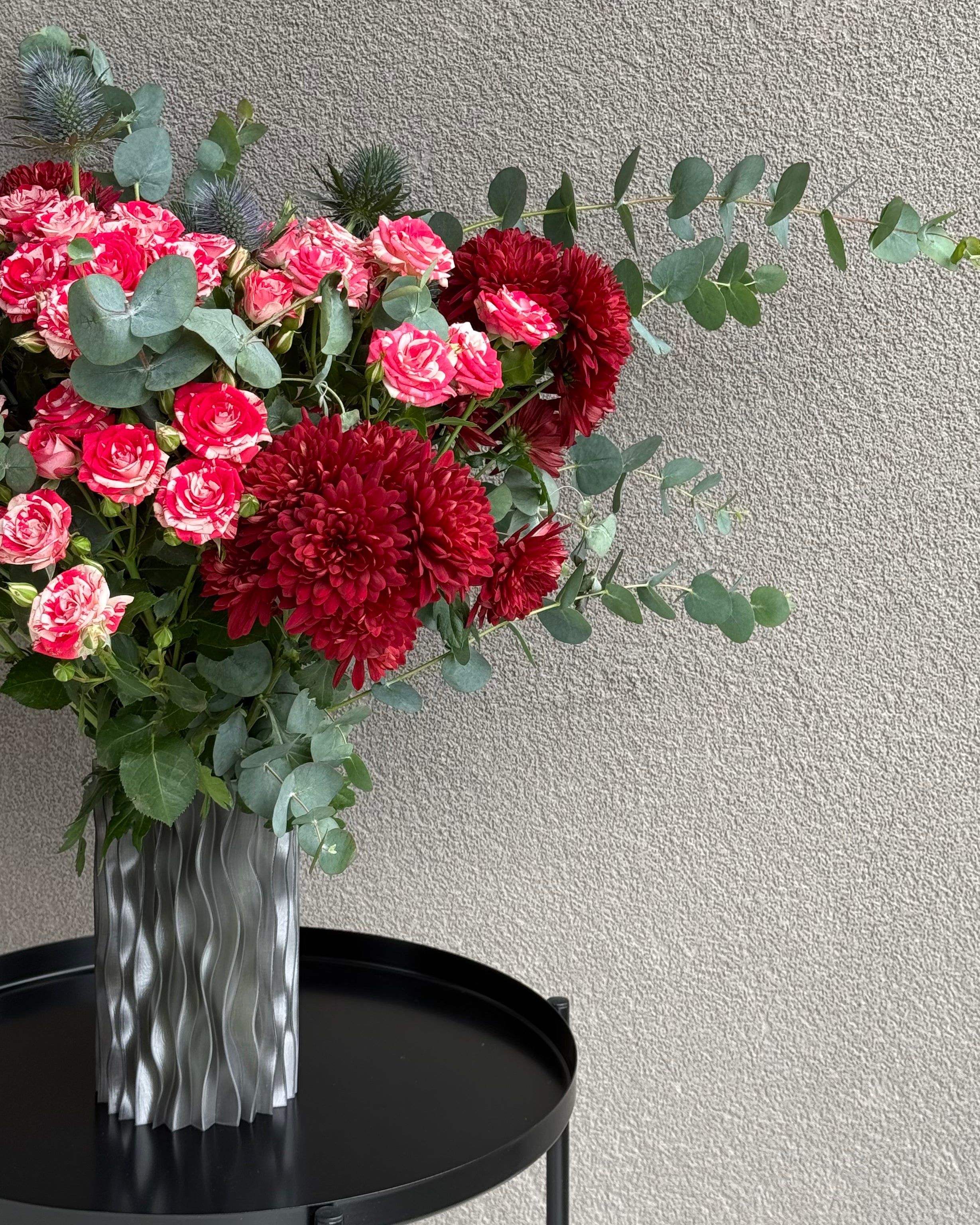 Wavy Vase (Dark Limited Edition)